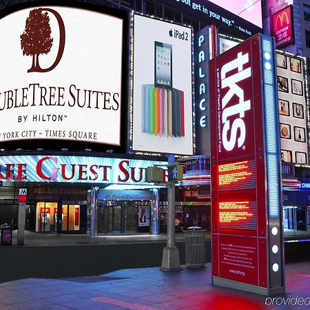 Doubletree Suites By Hilton Nyc - Times Square New York Exteriör bild