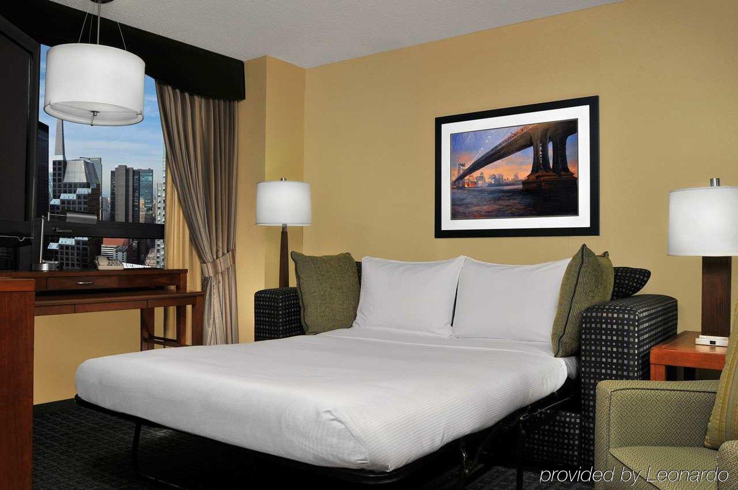 Doubletree Suites By Hilton Nyc - Times Square New York Rum bild