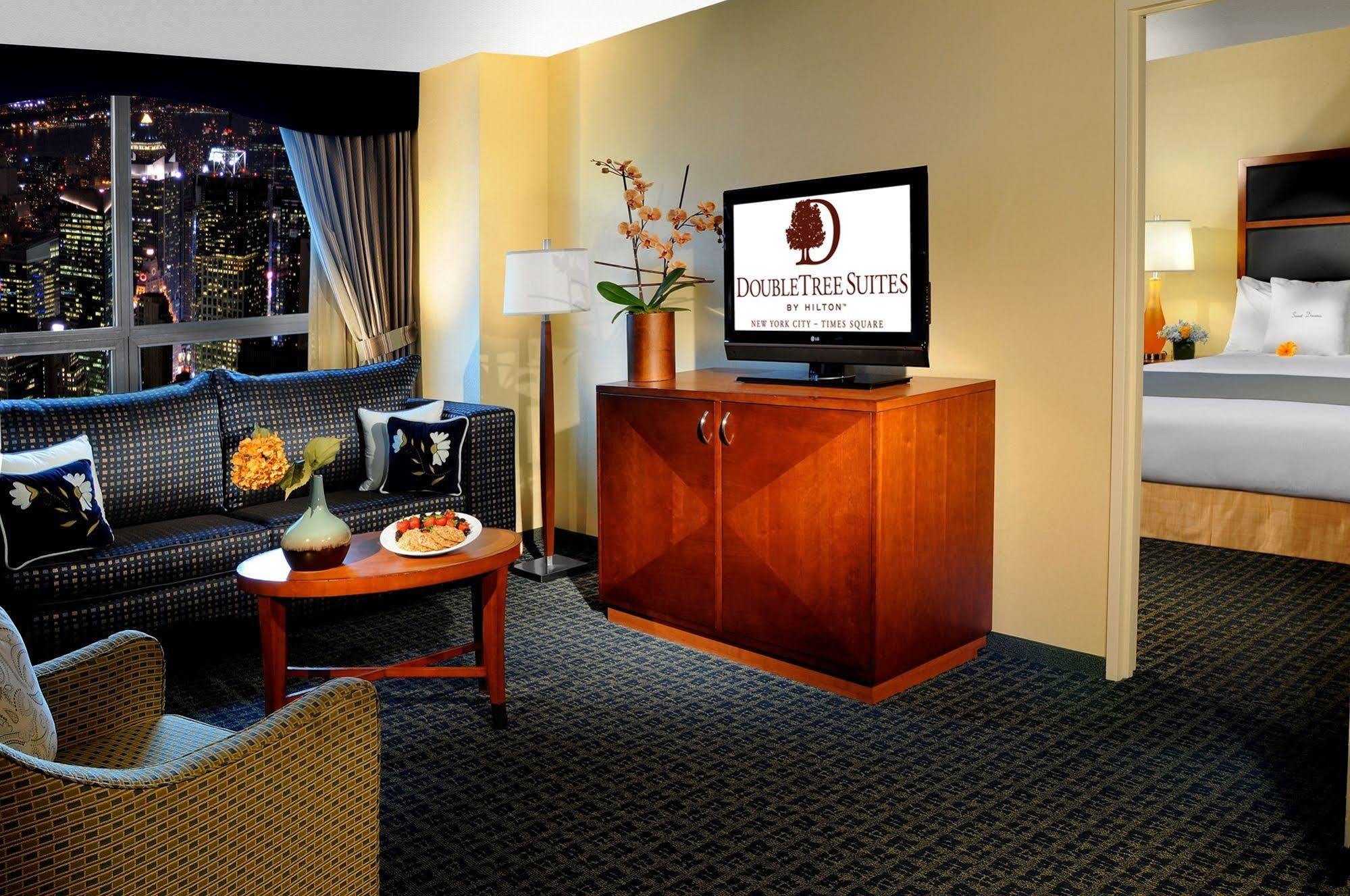 Doubletree Suites By Hilton Nyc - Times Square New York Rum bild